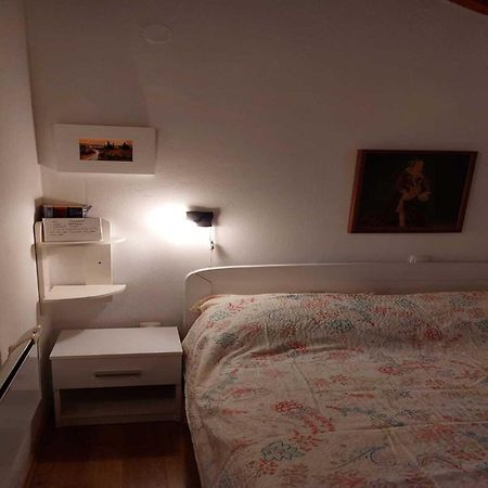 Holiday Home Kamenice - One Bedroom Holiday Home With Terrace Gruda Buitenkant foto