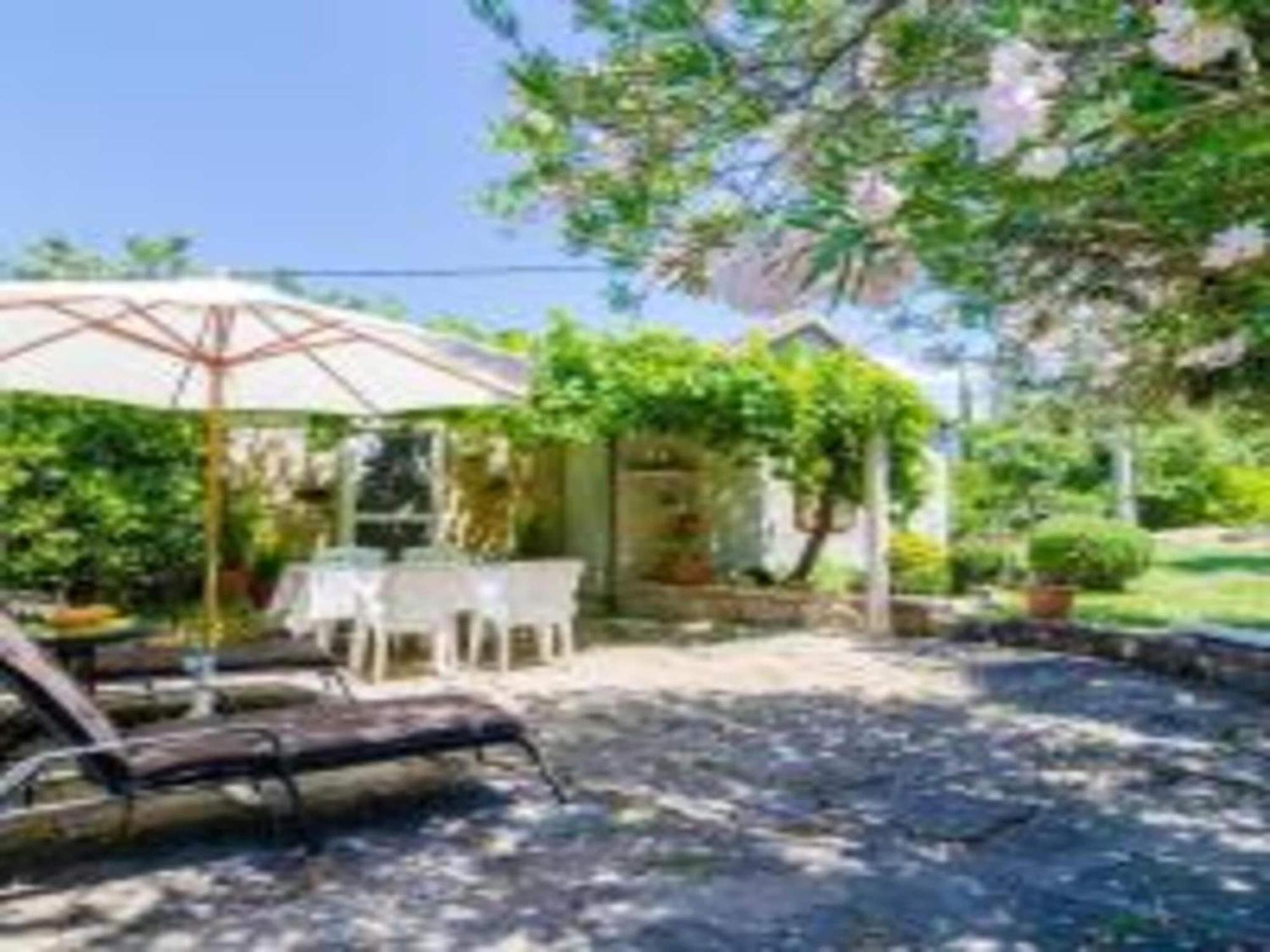 Holiday Home Kamenice - One Bedroom Holiday Home With Terrace Gruda Buitenkant foto